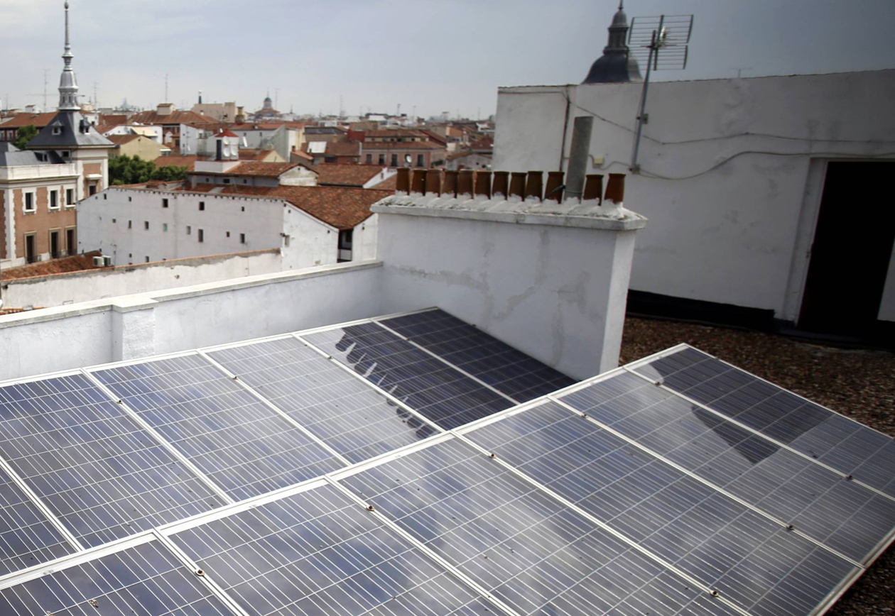 Solar panel systems soar in Spain thanks to friendlier regulations